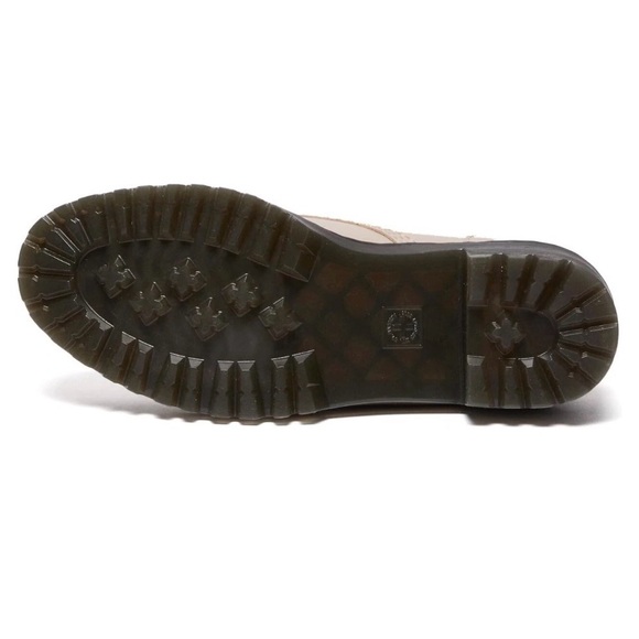 Dr. Martens Leona Boot Taupe / Beige Leather Women’s 7 – Lug Sole - Picture 7 of 8